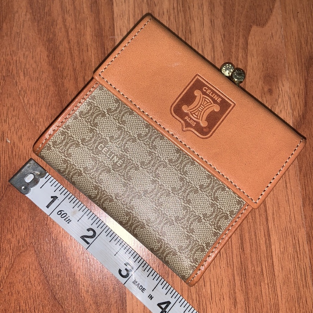 NWOT Authentic Celine Kisslock Wallet - Picture 7 of 14